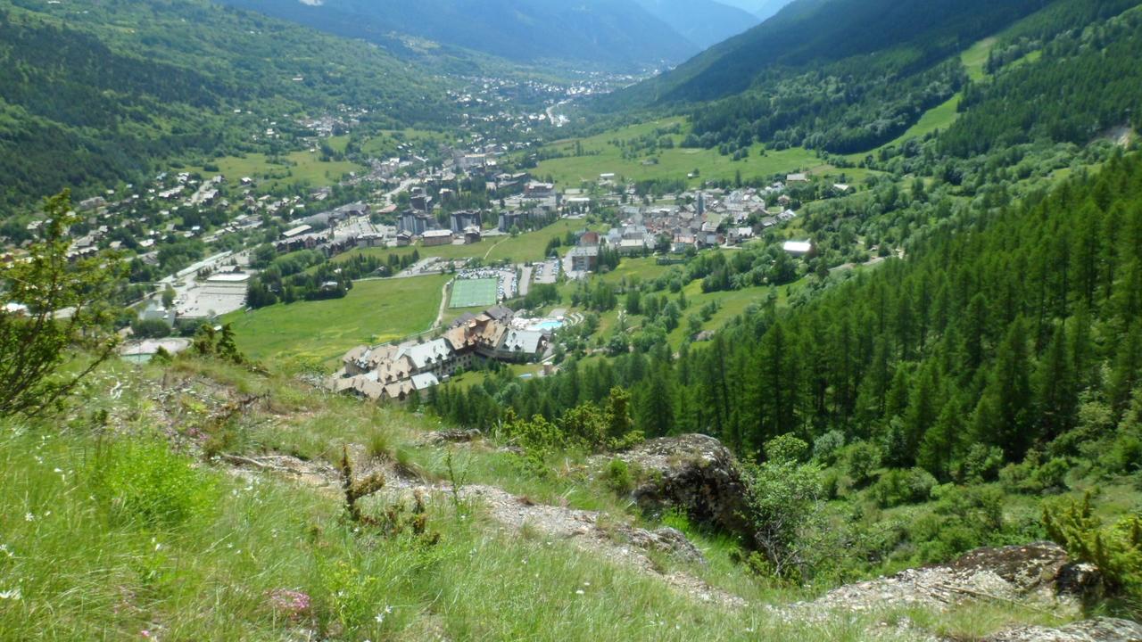 Rock Noir & Spa La Salle-les-Alpes Exterior foto